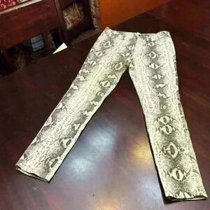 Jealous Tomato  Women’s Animal Print Pants size Med-EUC